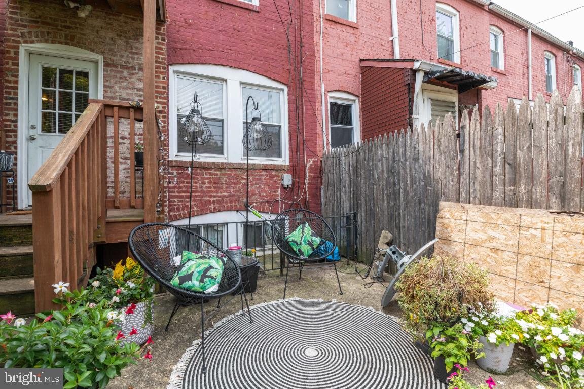 7046 Dunbar Road Baltimore, MD 21222 - Photo 31 of 37 Fenced in Backyard