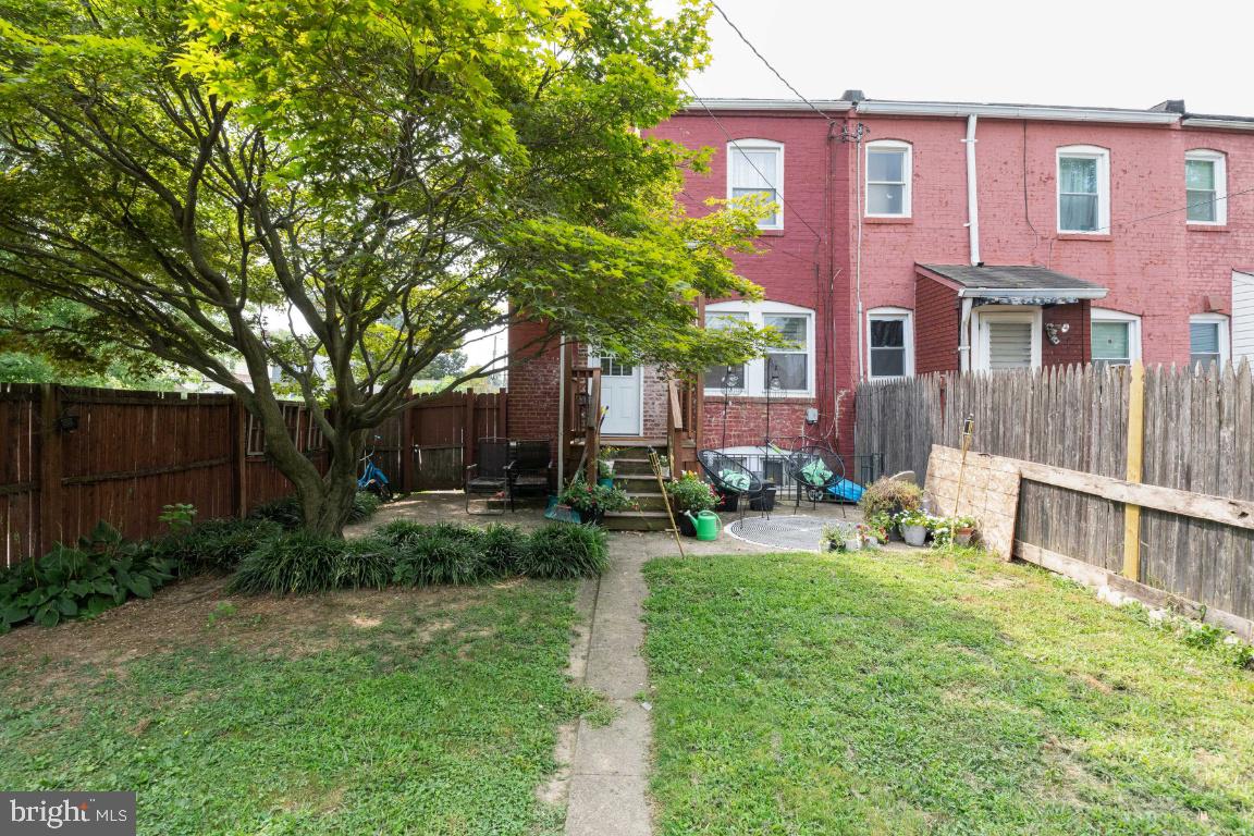 7046 Dunbar Road Baltimore, MD 21222 - Photo 35 of 37 Rear of Home