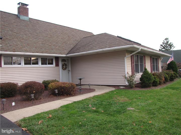 36 Red Ridge Road Levittown, PA 19056 - Photo 3 of 23 Exterior Front