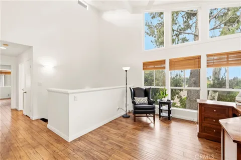 $699,000 | 18150 Andrea Circle South, Unit 1, Northridge, CA 91325