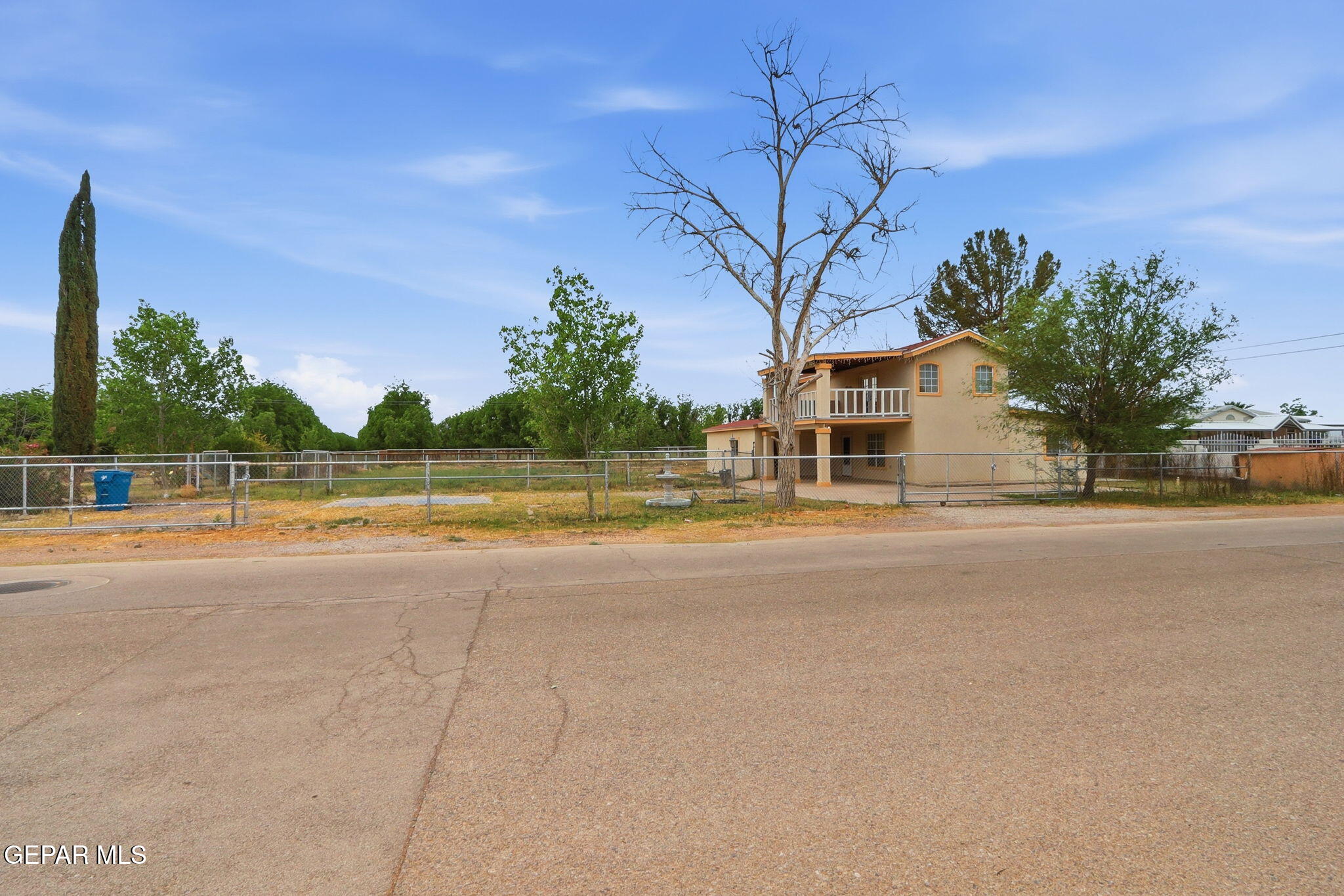 210 Quesito Street Clint, TX 79836 - Photo 4 of 22 IMG_0096