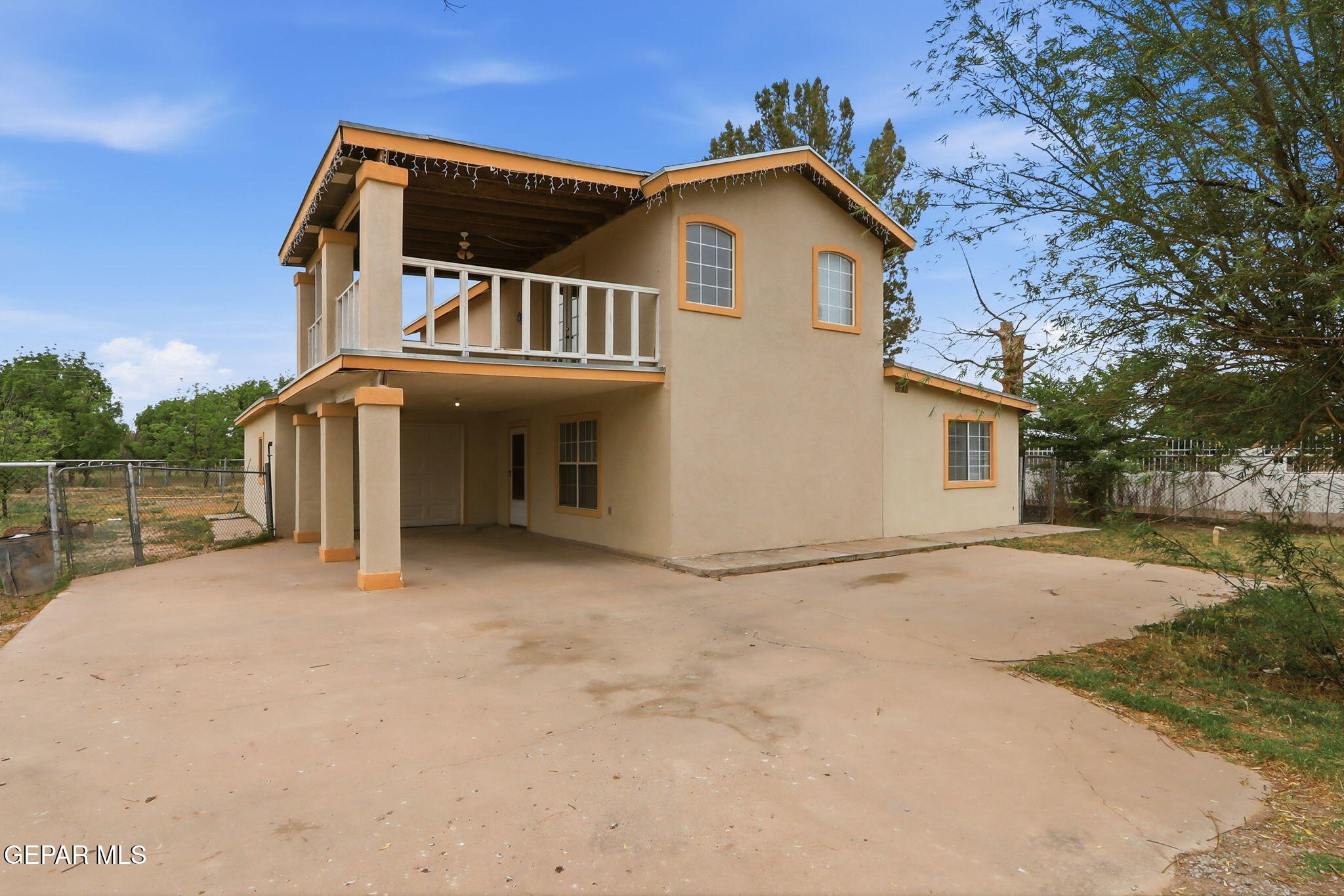 210 Quesito Street Clint, TX 79836 - Photo 5 of 22 IMG_0077
