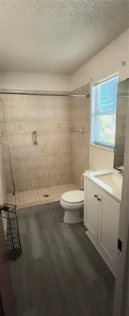 $2,500 | 4416 Englewood Road, Venice, FL 34293