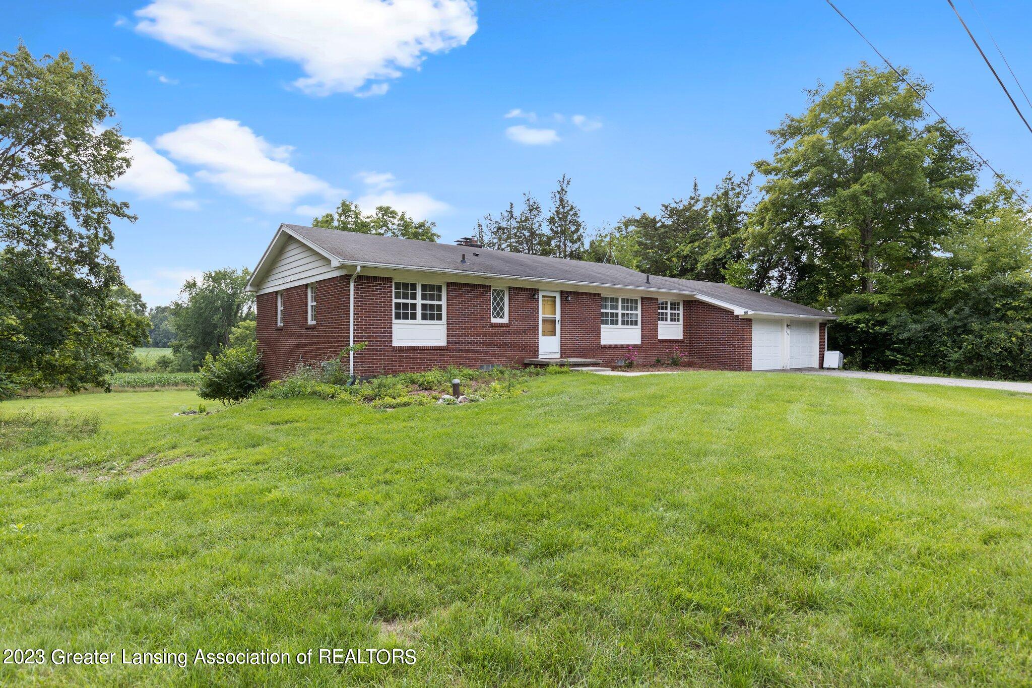 1369 Jolly Road Okemos, MI 48864 - Photo 4 of 36 Exterior Back