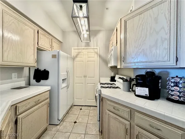 $259,000 | 7151 South Durango Drive, Unit 307, Las Vegas, NV 89113