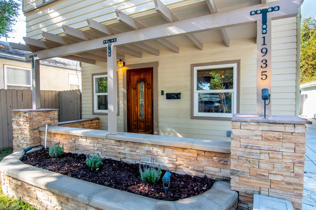 1935 Summit Avenue Pasadena, CA 91103 - Photo 2 of 27 a view of a entryway of the house