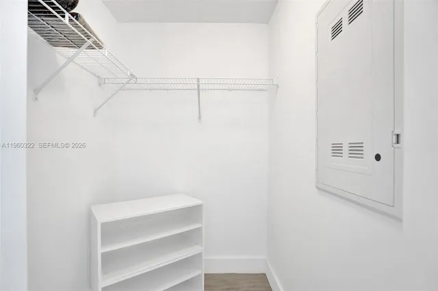 $5,500 | 121 Northeast 34th Street, Unit 2305, Miami, FL 33137