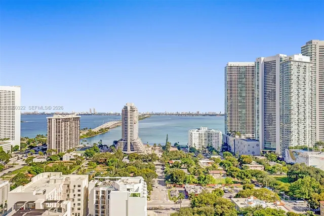 $5,500 | 121 Northeast 34th Street, Unit 2305, Miami, FL 33137