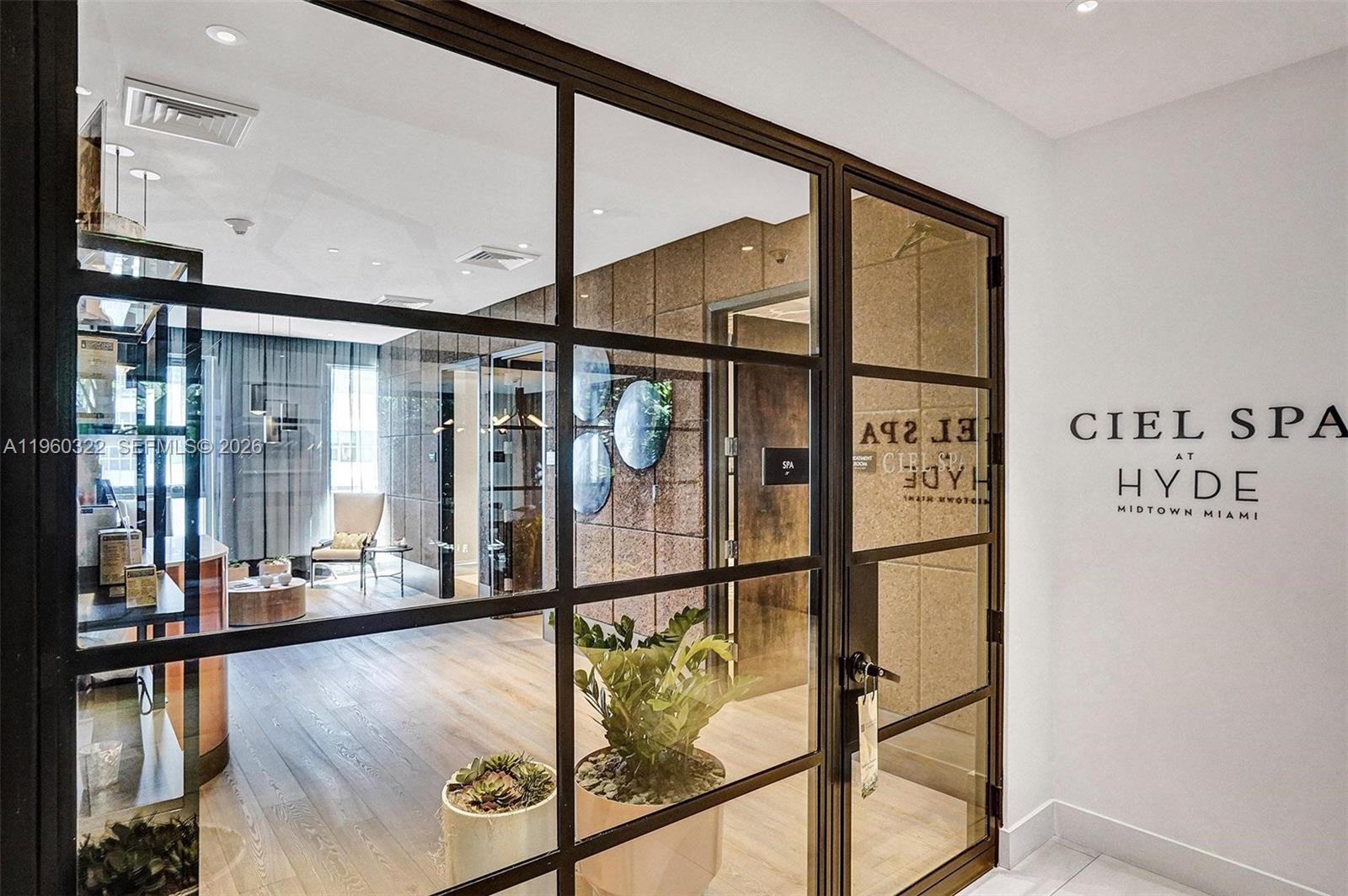 121 Northeast 34th Street, Unit 2305 Miami, FL 33137 - Photo 7 of 50