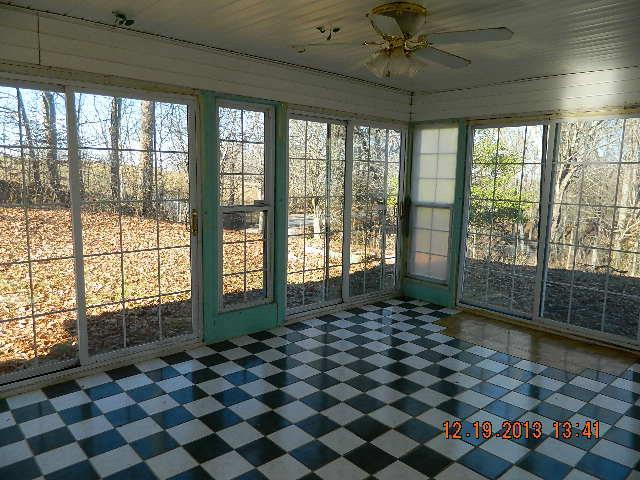 1265 Racetrack Road Irvine, KY 40336 - Photo 11 of 14 Photo 11