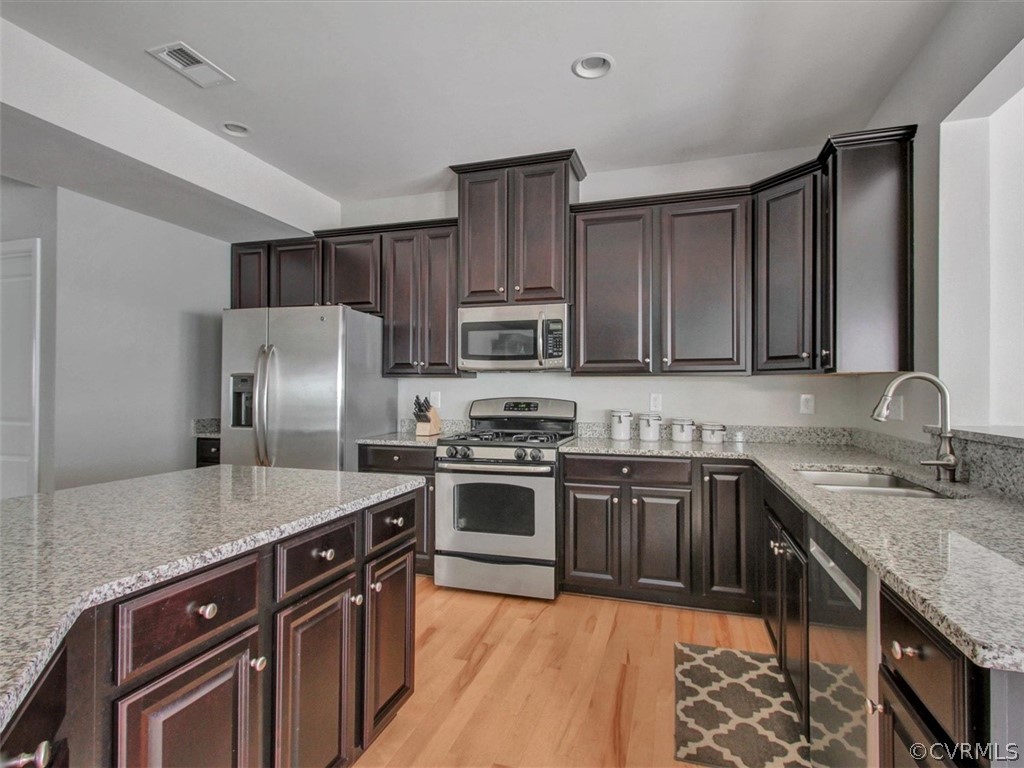 10701 Ethens Mill Road Chester, VA 23831 - Photo 10 of 38