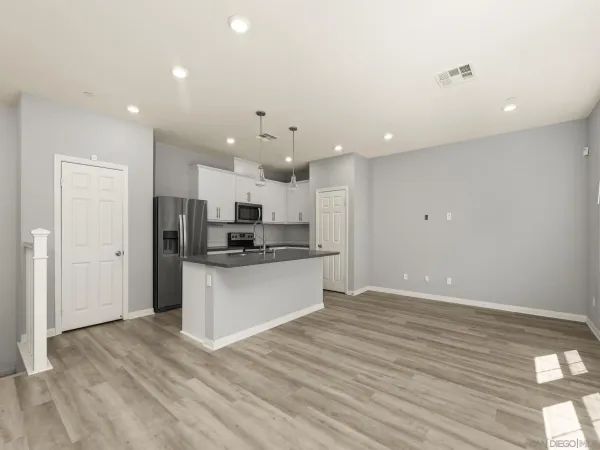 $3,500 | 350 Fitzpatrick Road, Unit 105, San Marcos, CA 92069