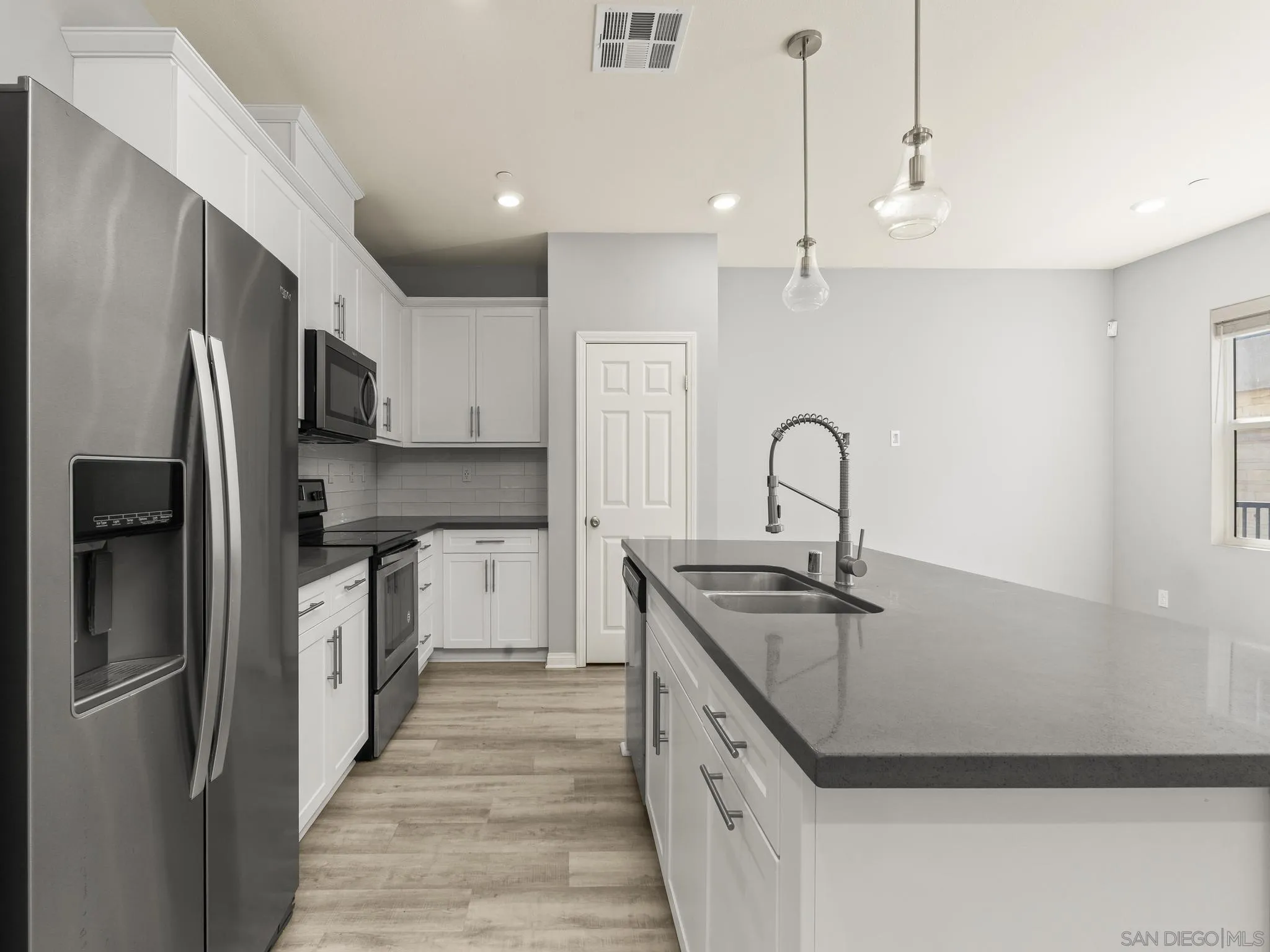 350 Fitzpatrick Road, Unit 105 San Marcos, CA 92069 - Photo 6 of 19