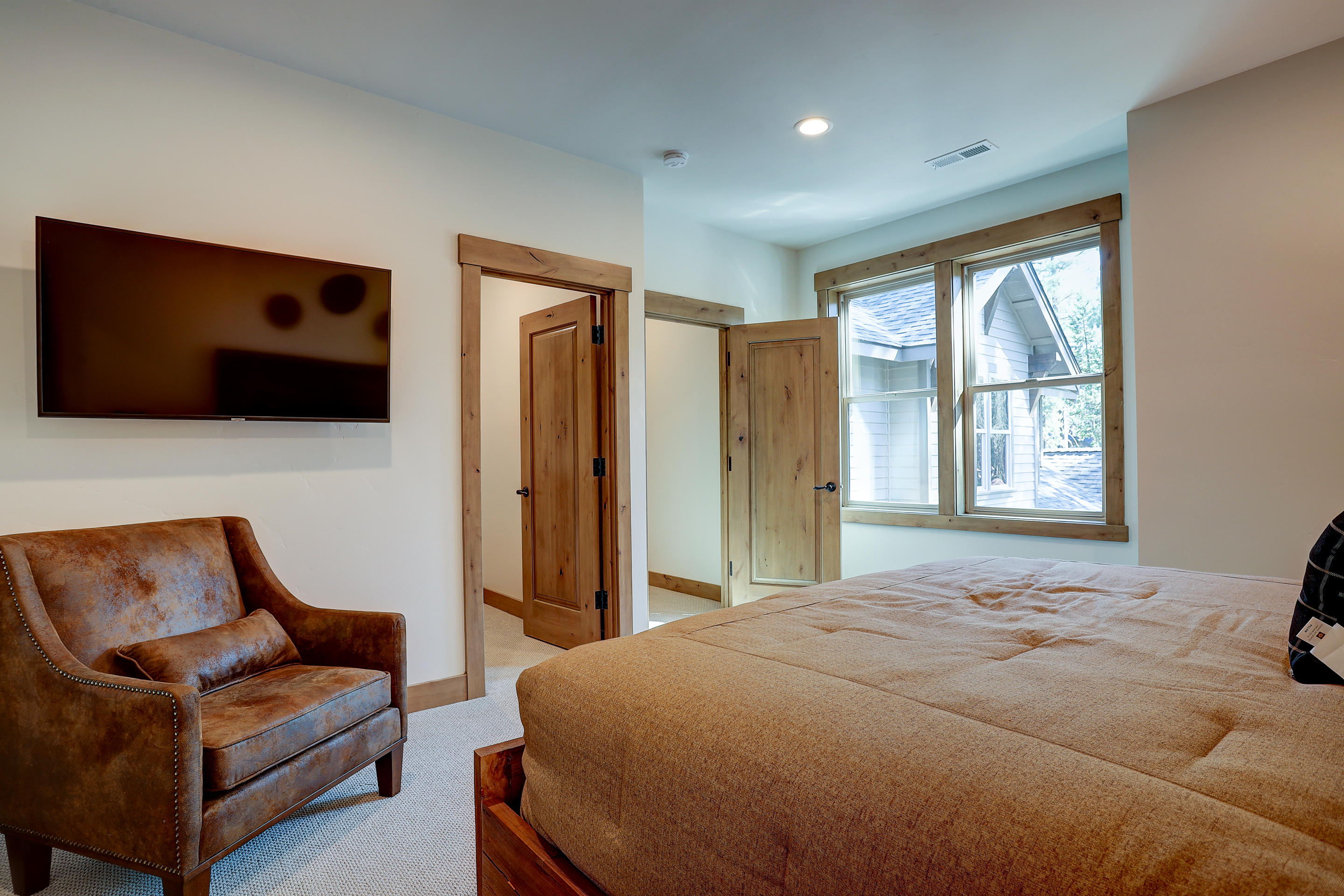 56248 Sable Rock Loop Bend, OR 97707 - Photo 66 of 87 Bedroom #6