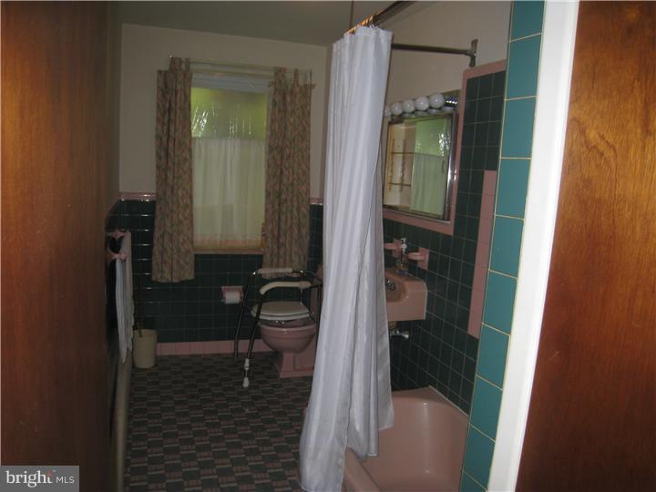 715 Welsh Road Philadelphia, PA 19115 - Photo 15 of 21