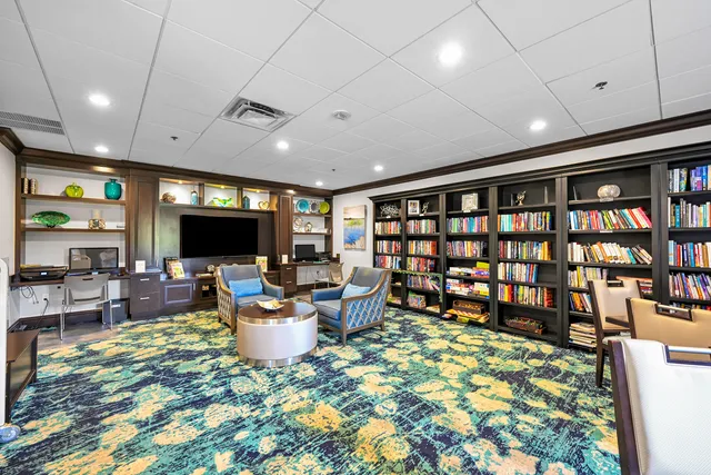 $340,000 | 5390 Venetia Court, Unit H CORNER, Boynton Beach, FL 33437