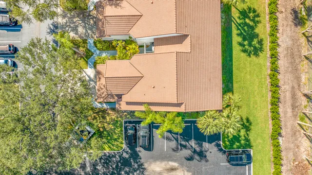 $340,000 | 5390 Venetia Court, Unit H CORNER, Boynton Beach, FL 33437