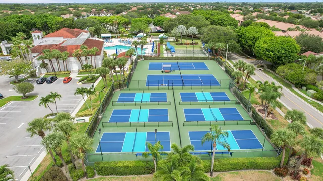 $340,000 | 5390 Venetia Court, Unit H CORNER, Boynton Beach, FL 33437
