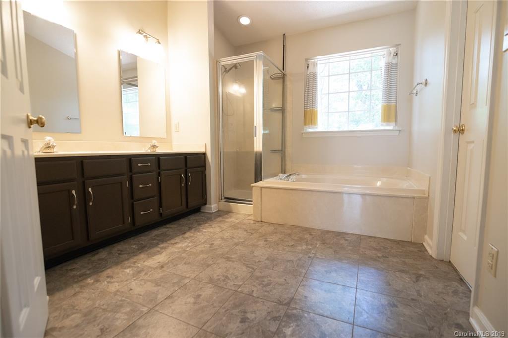 2604 Yarrow Road Charlotte, NC 28213 - Photo 17 of 25