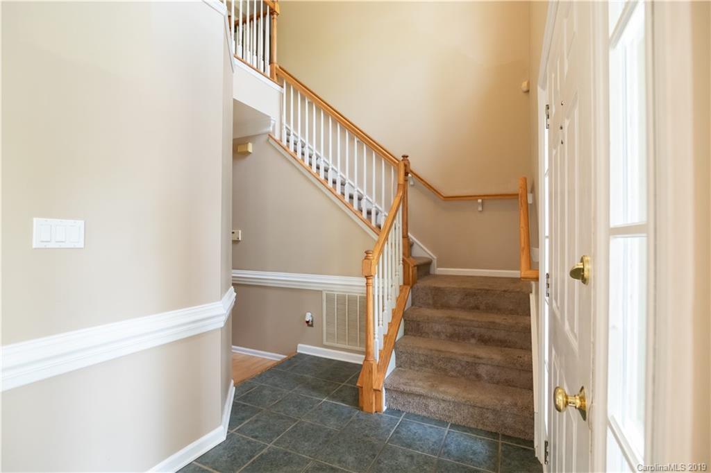 2604 Yarrow Road Charlotte, NC 28213 - Photo 4 of 25
