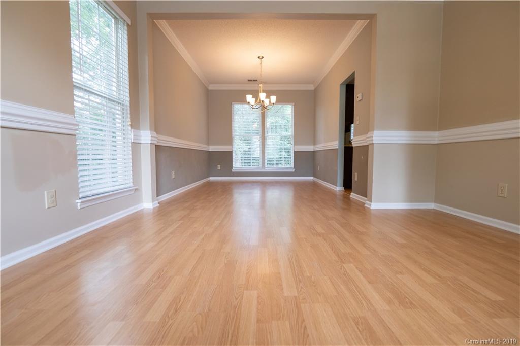 2604 Yarrow Road Charlotte, NC 28213 - Photo 7 of 25