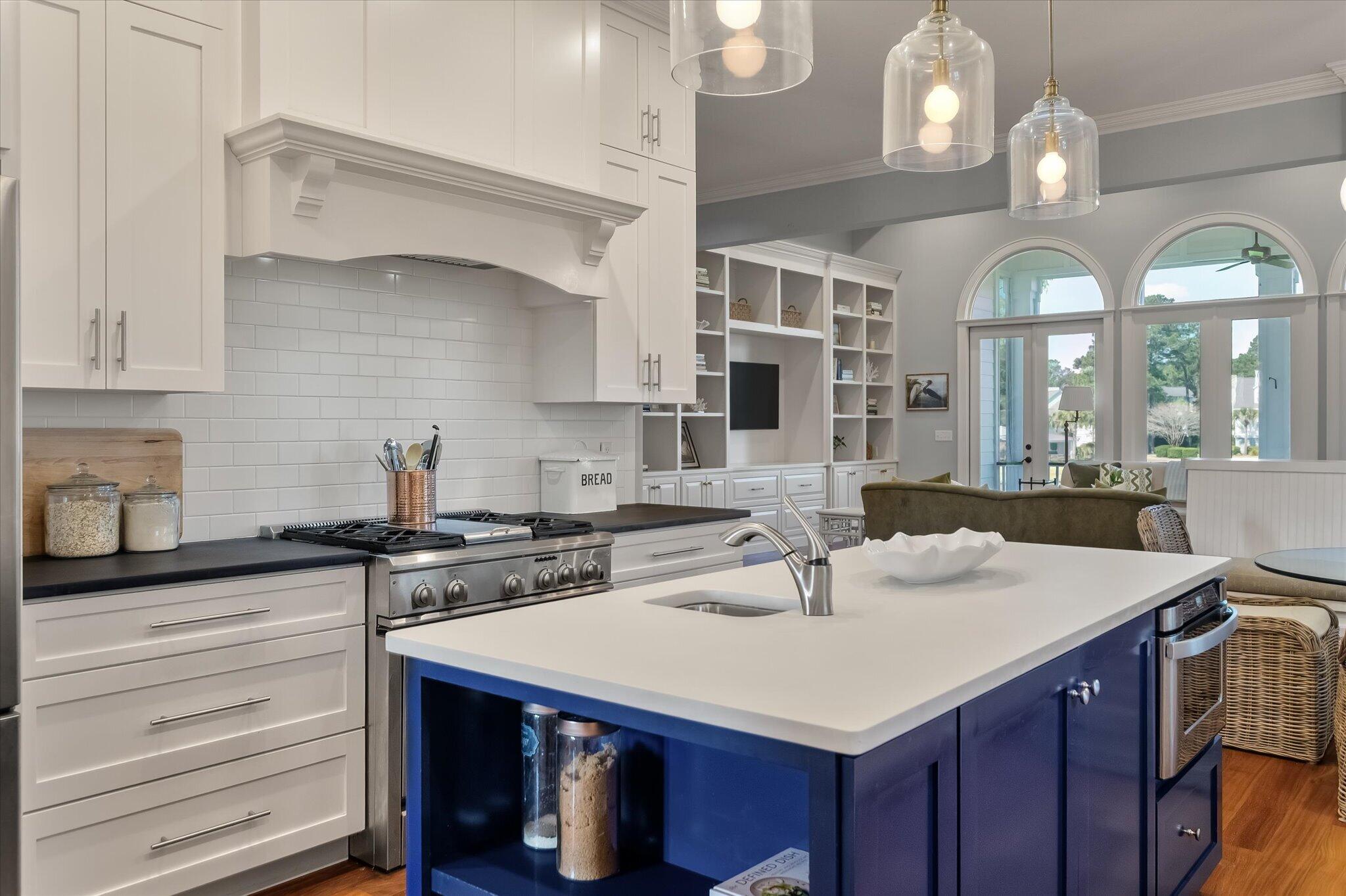 4970 Sound View Drive Mount Pleasant, SC 29466 - Photo 16 of 98 Kitchen