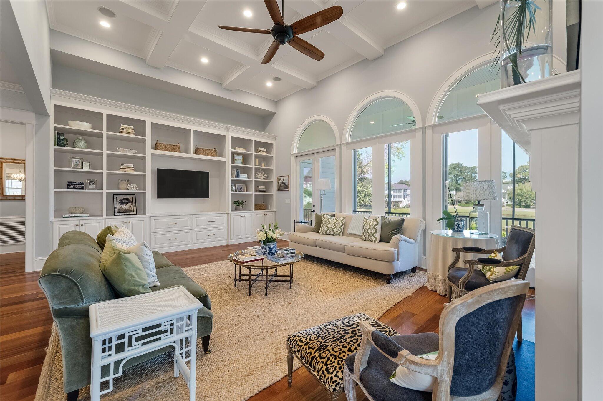 4970 Sound View Drive Mount Pleasant, SC 29466 - Photo 27 of 98 Living Room