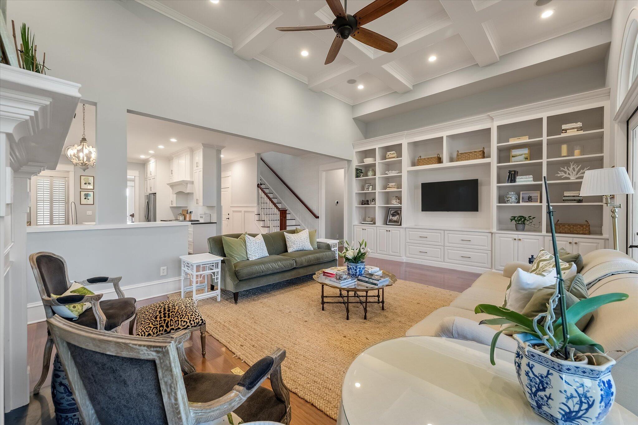 4970 Sound View Drive Mount Pleasant, SC 29466 - Photo 31 of 98 Living Room