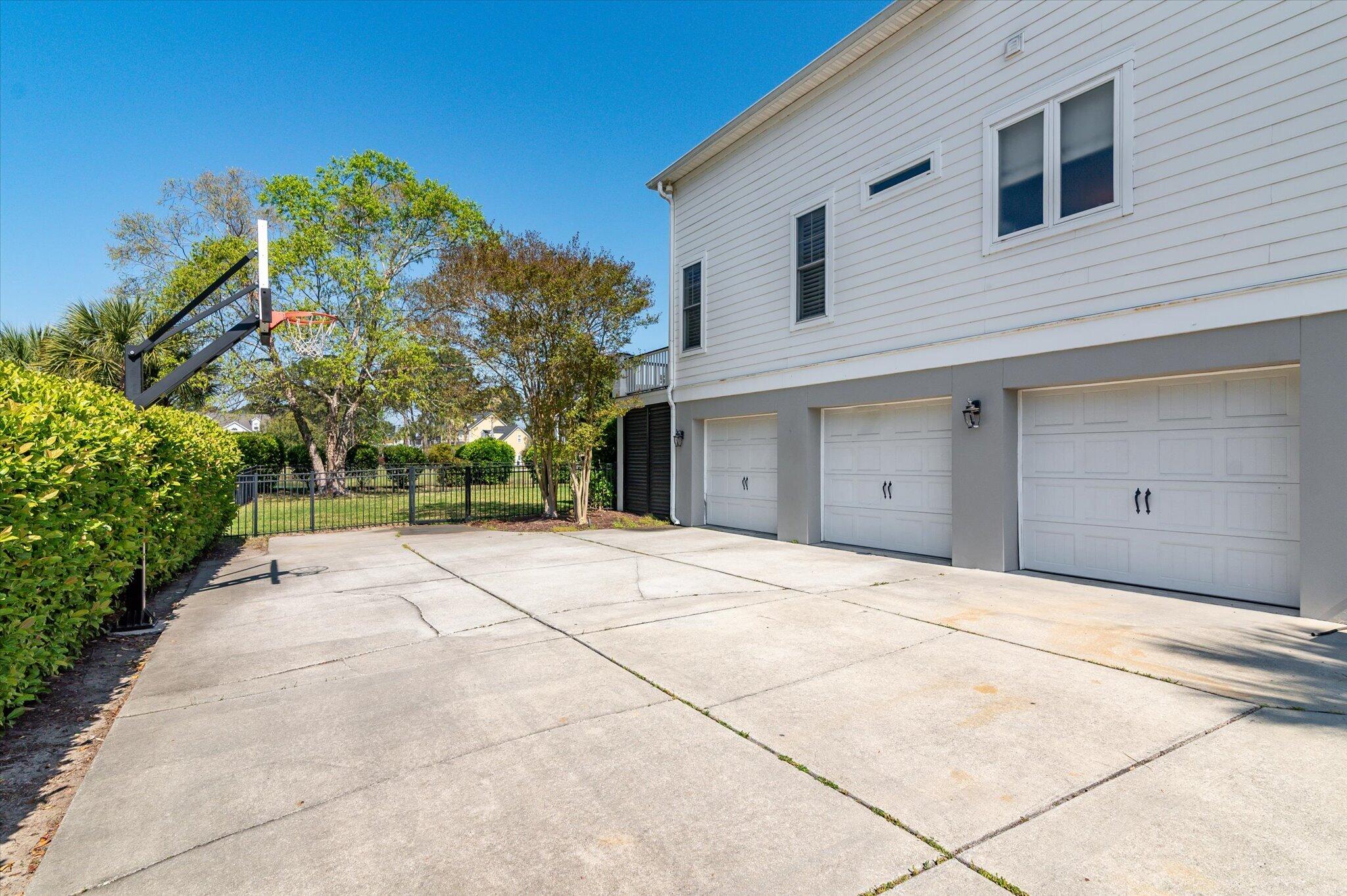 4970 Sound View Drive Mount Pleasant, SC 29466 - Photo 71 of 98 3 Car Garage