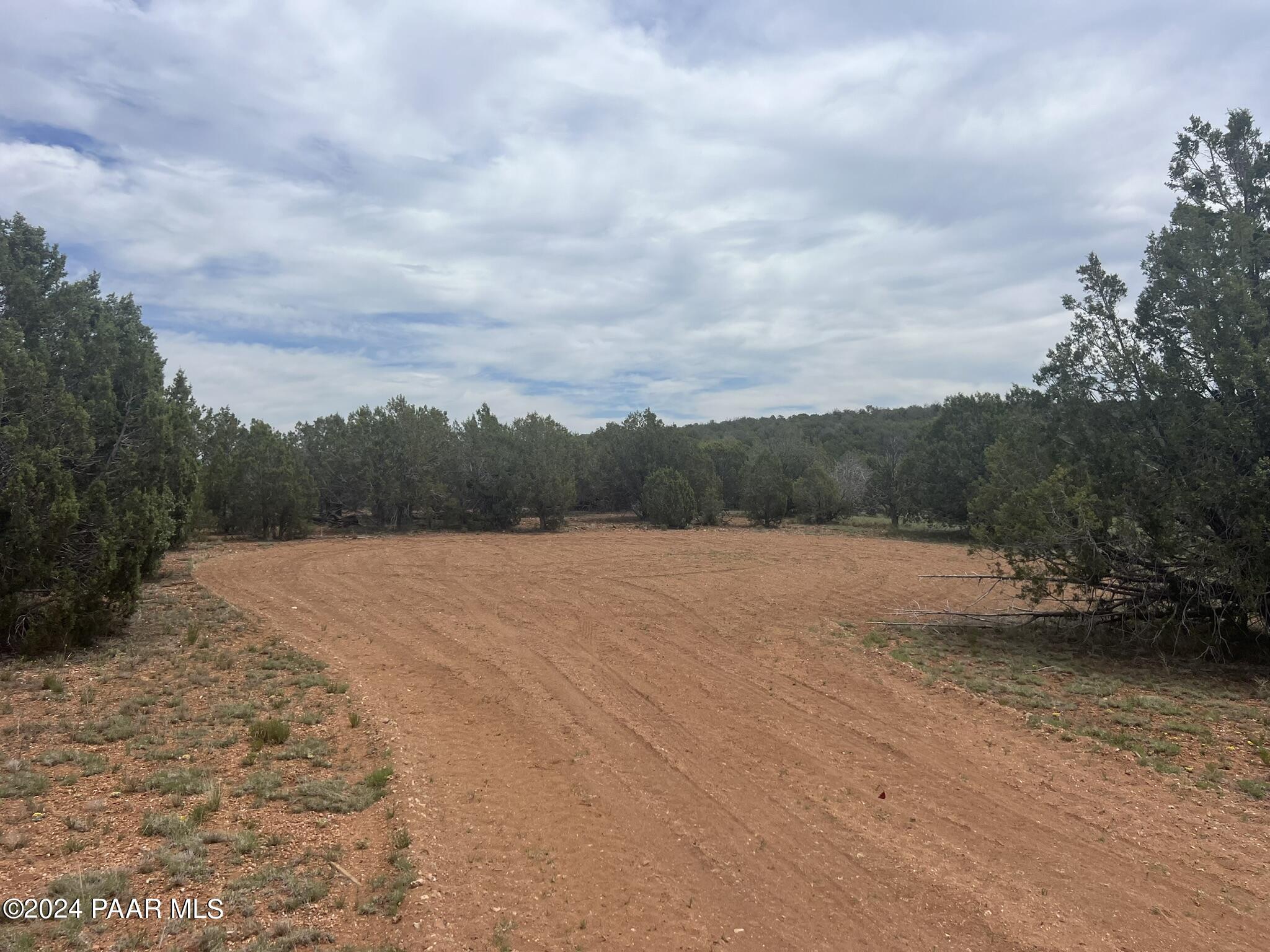 68 B Camp Road Ash Fork, AZ 86320 - Photo 5 of 9 IMG_5635