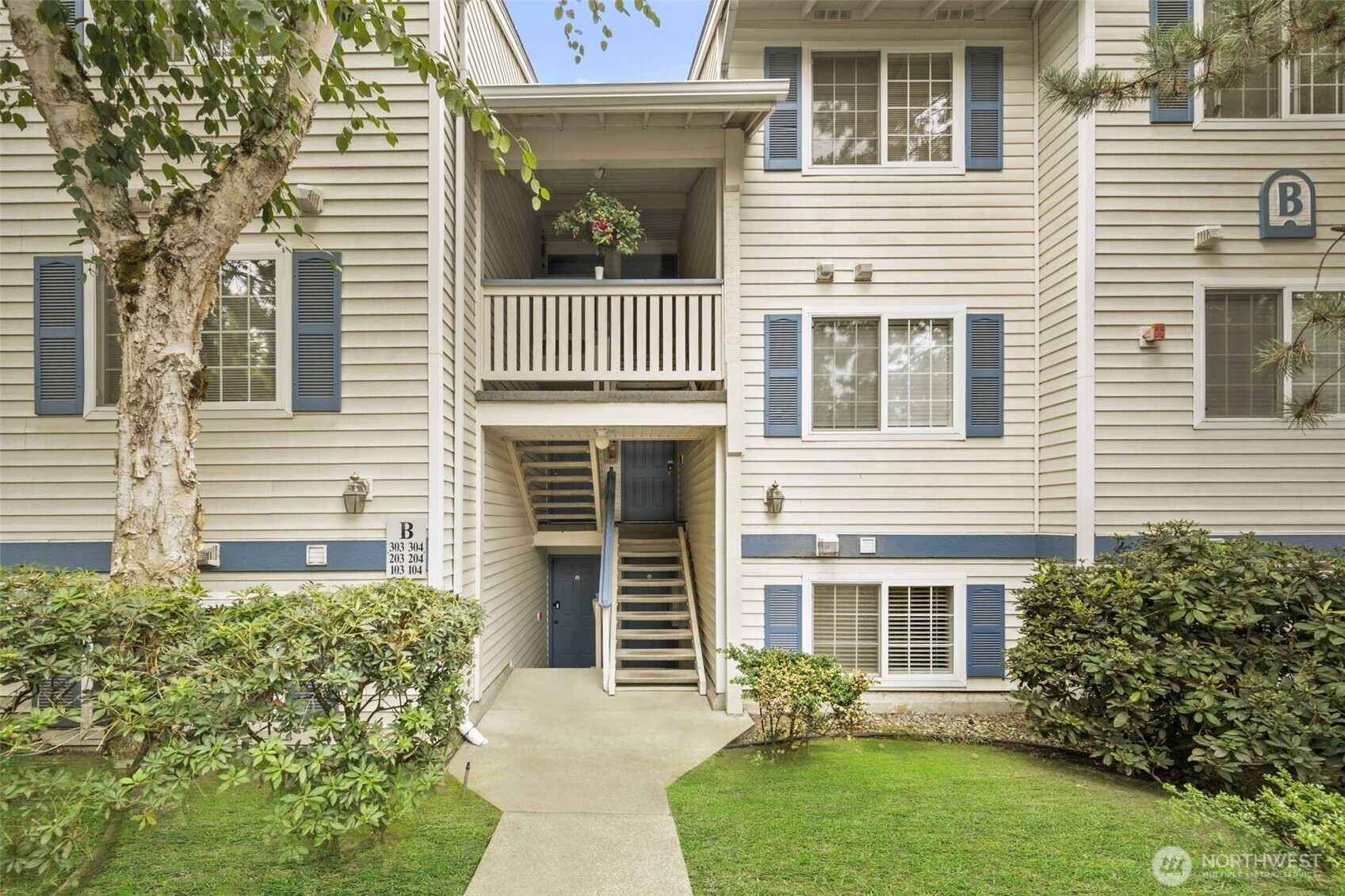 949 Aberdeen Avenue Northeast, Unit B104 Renton, WA 98056 - Photo 4 of 24