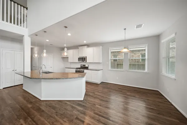 $390,000 | 234 Ashley Way, Alvin, TX 77511