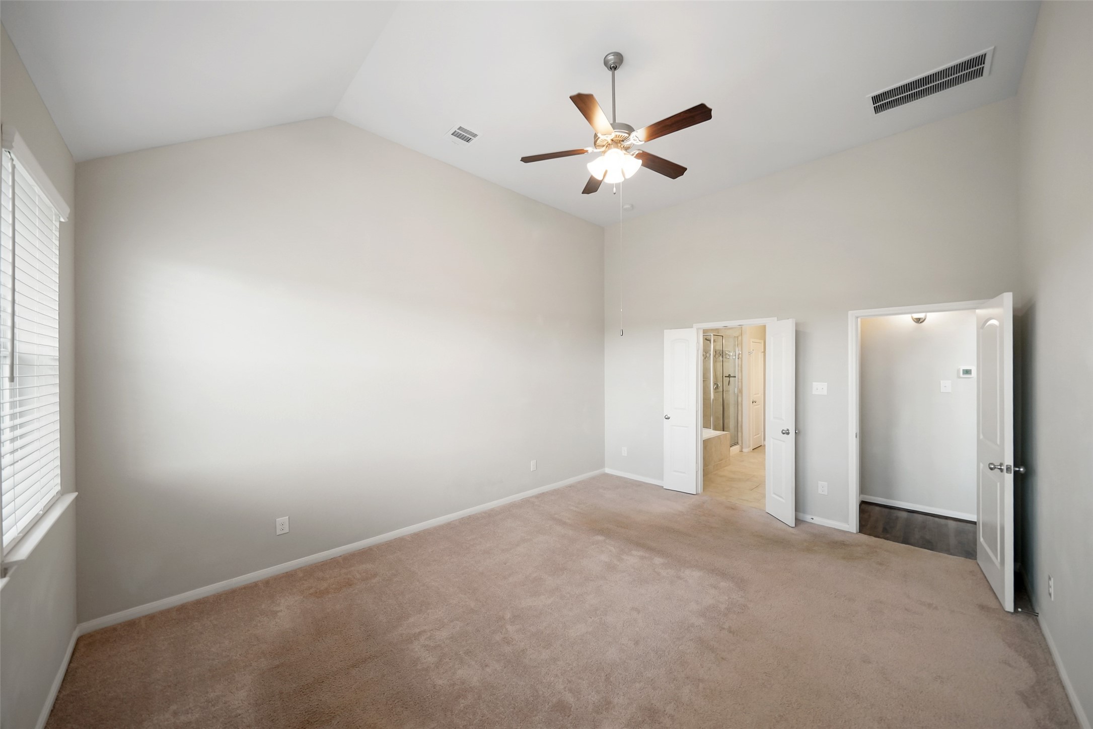 234 Ashley Way Alvin, TX 77511 - Photo 22 of 42 Primary bedroom