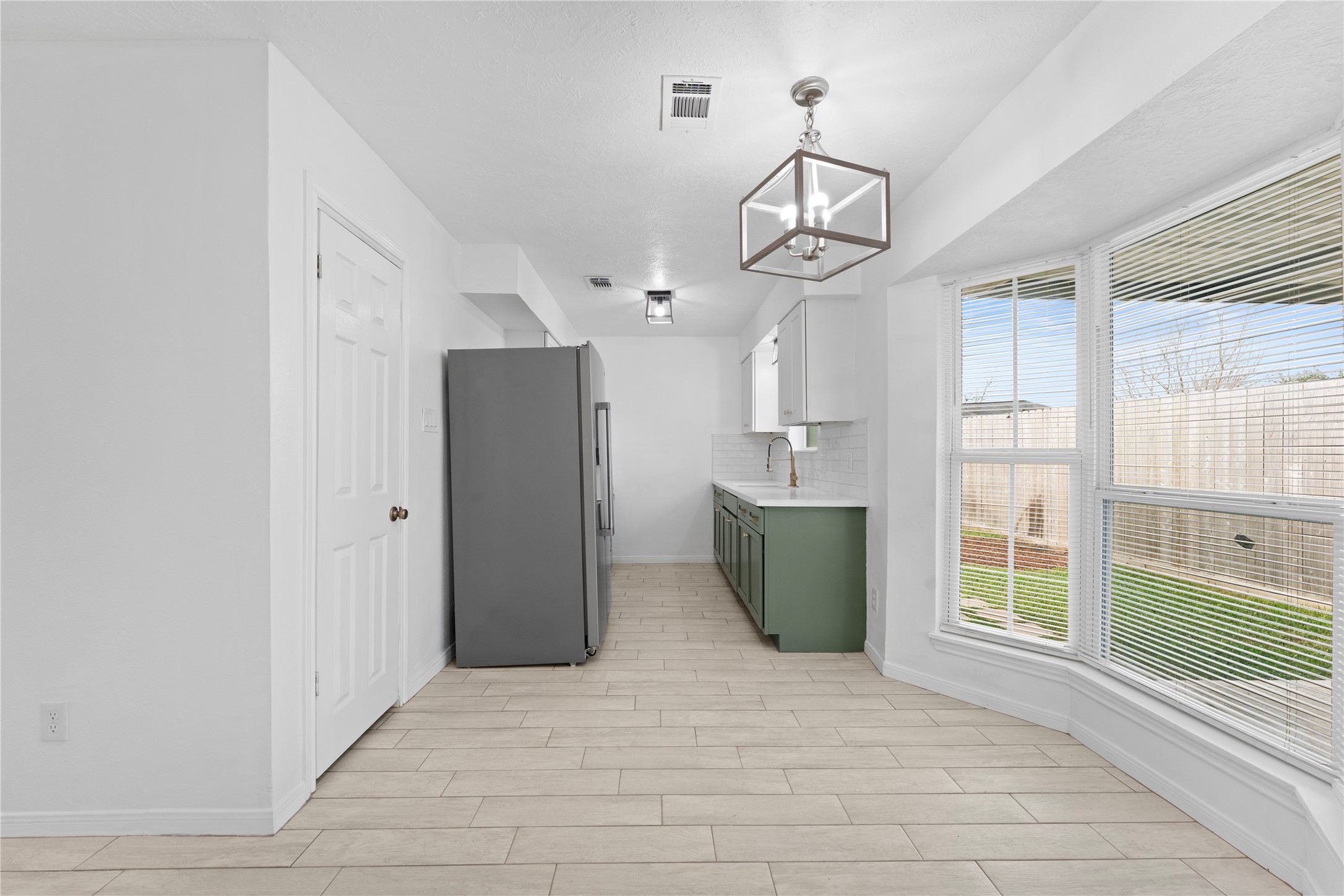 1411 PI Circle Pasadena, TX 77504 - Photo 10 of 26