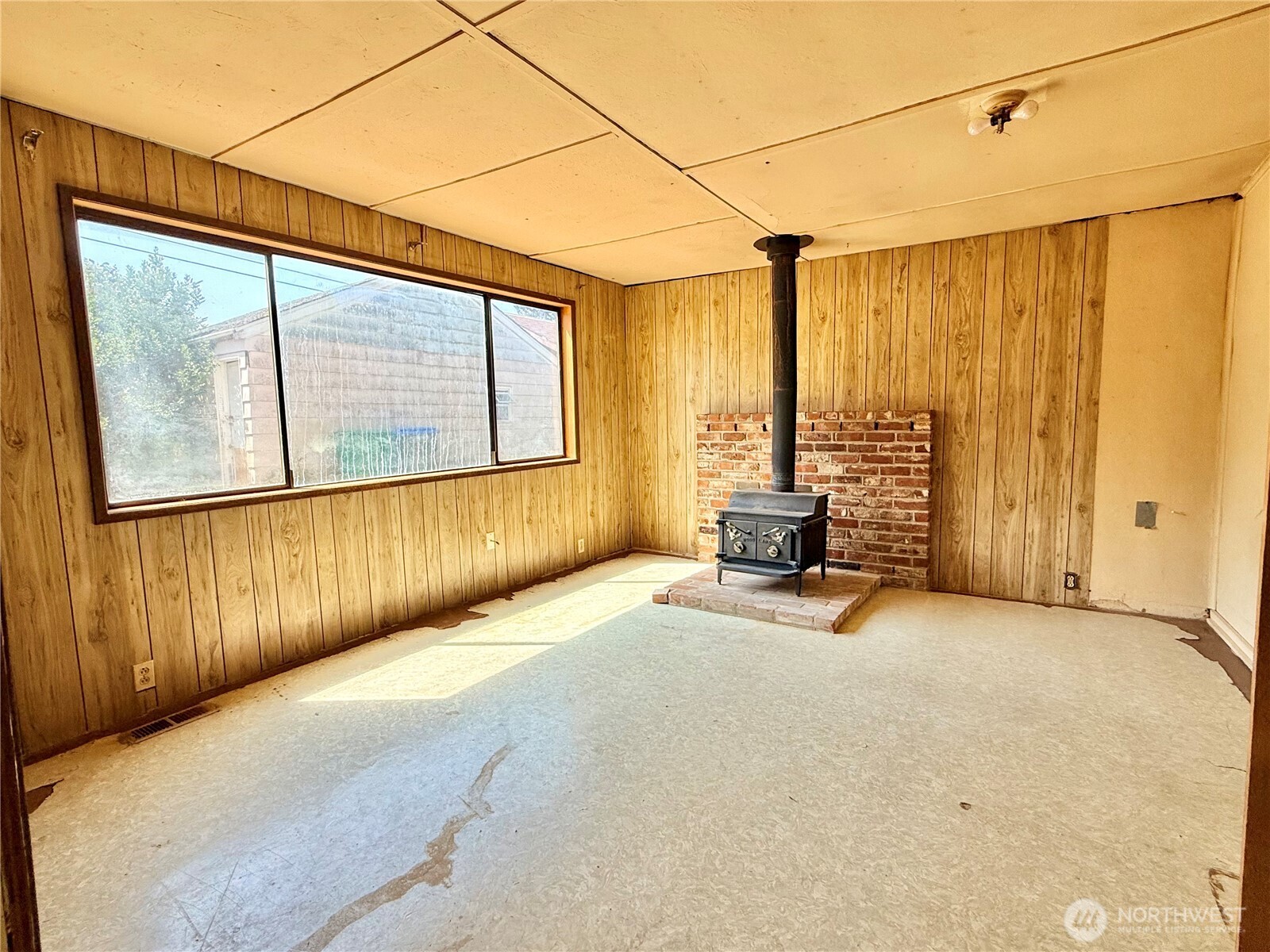 1919 Guy Wetzel Road Port Orchard, WA 98366 - Photo 12 of 25 Gallery Image 12