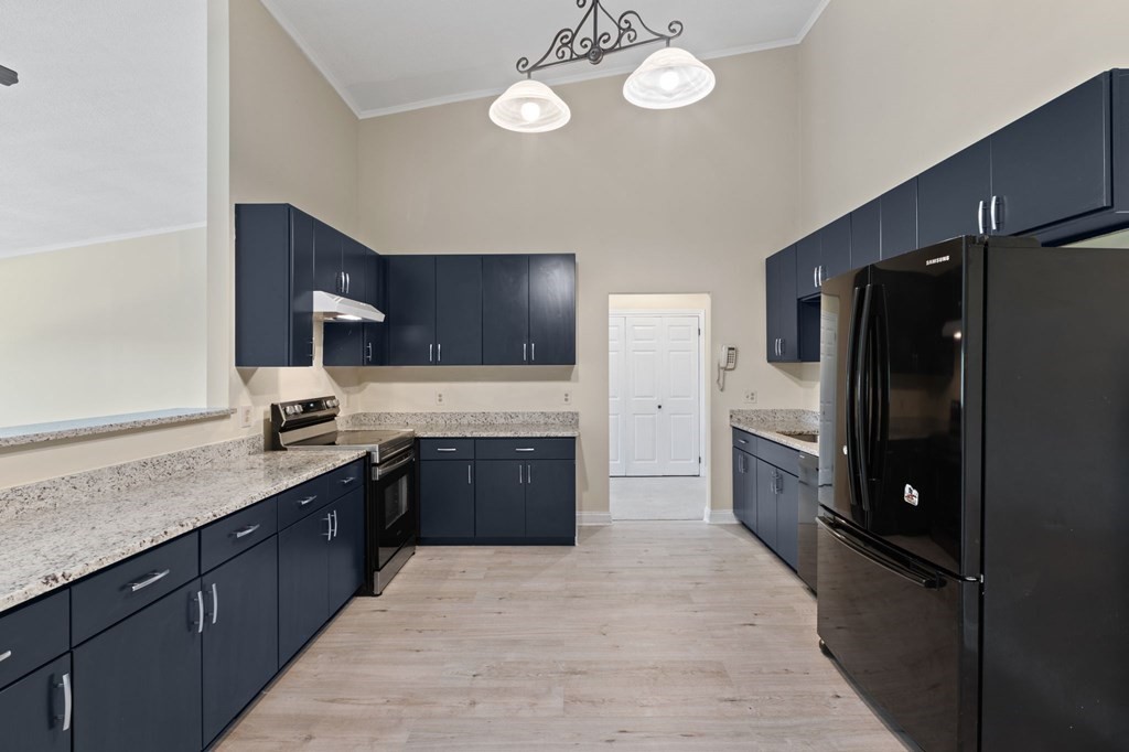 181 Littleton Road, Unit 241 Chelmsford, MA 01824 - Photo 4 of 26 Gallery Image 4
