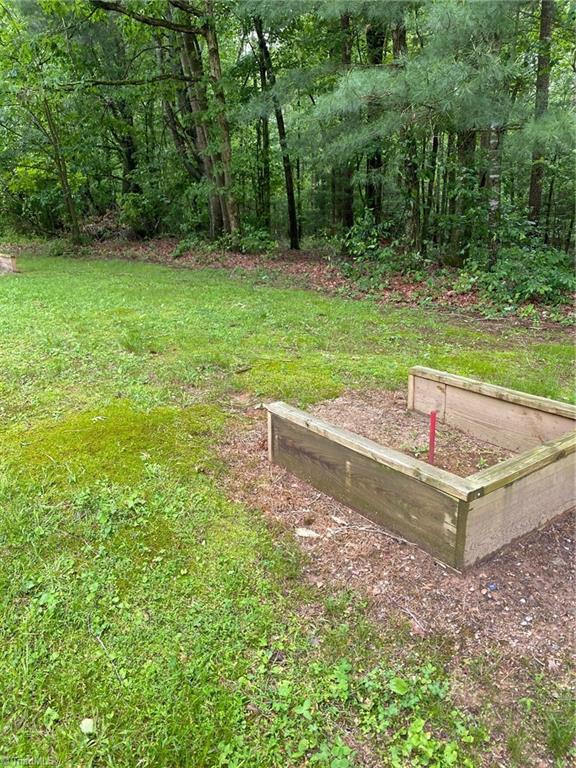 1028 King Billings Road Elkin, NC 28621 - Photo 17 of 30 Gallery Image 17