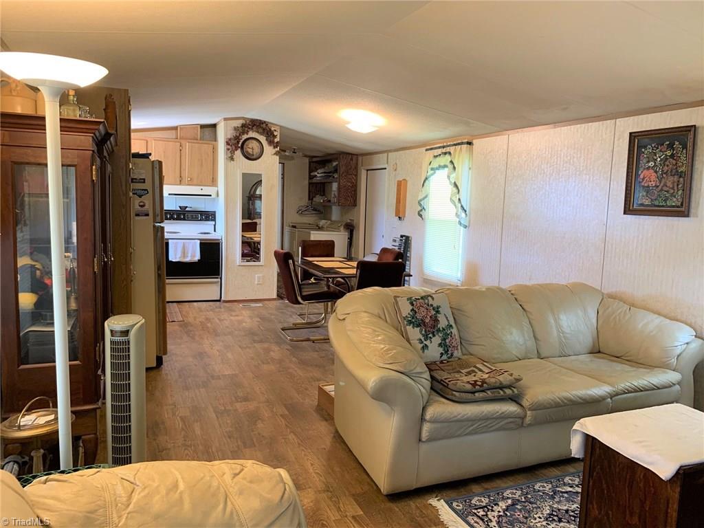 1028 King Billings Road Elkin, NC 28621 - Photo 21 of 30 Gallery Image 21