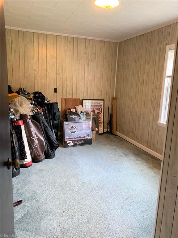 1028 King Billings Road Elkin, NC 28621 - Photo 9 of 30 Gallery Image 9