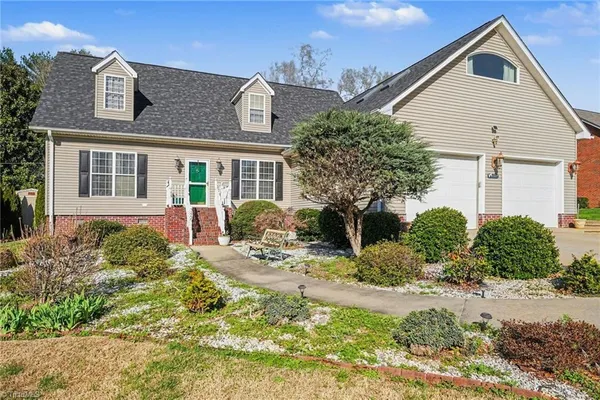 $365,000 | 212 Pine Valley Road, Mocksville, NC 27028