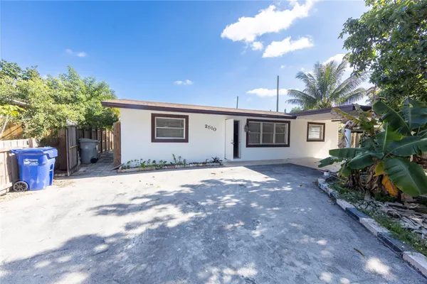 $4,250 | 2510 Northeast 3rd Avenue, Pompano Beach, FL 33064