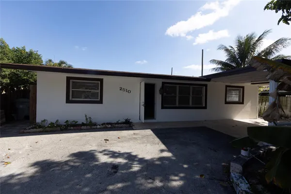 $4,250 | 2510 Northeast 3rd Avenue, Pompano Beach, FL 33064