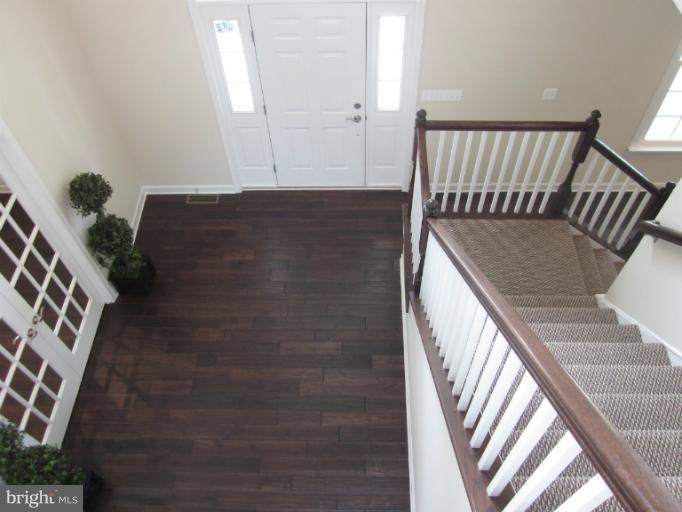 2560 Flag Marsh Road Mount Airy, MD 21771 - Photo 20 of 30 Foyer