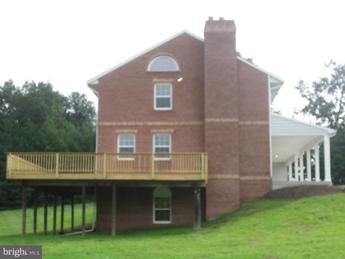 2560 Flag Marsh Road Mount Airy, MD 21771 - Photo 7 of 30 Exterior (General)