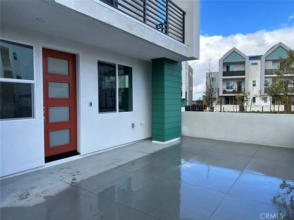 $5,000 | 206 Sash, Irvine, CA 92618