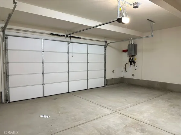 $5,000 | 206 Sash, Irvine, CA 92618