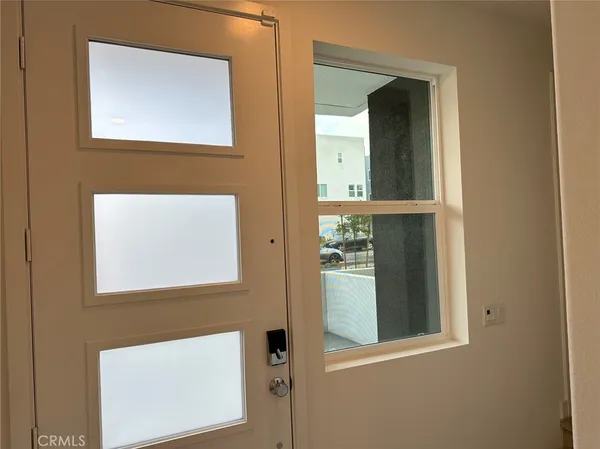 $5,000 | 206 Sash, Irvine, CA 92618