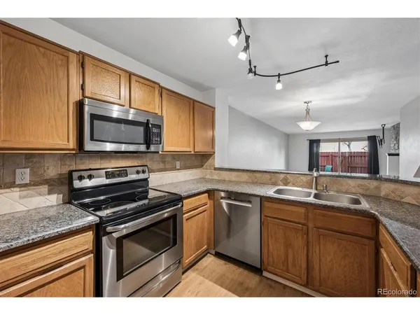$339,000 | 7476 East Arkansas Avenue, Unit 5, Denver, CO 80231
