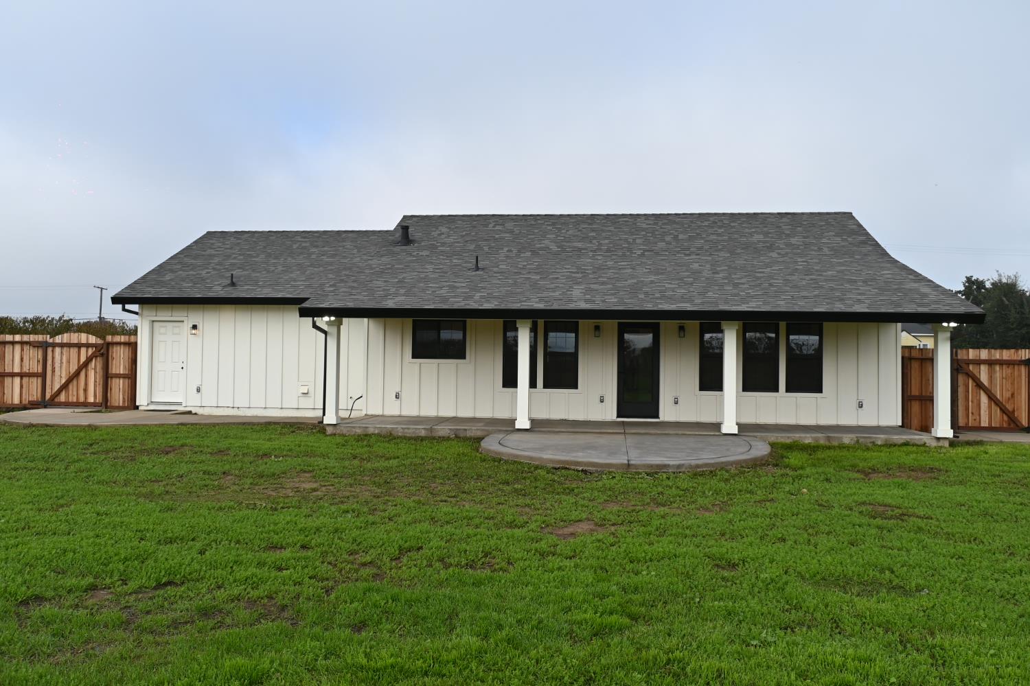 1102 Barry Road Yuba City, CA 95991 - Photo 4 of 72