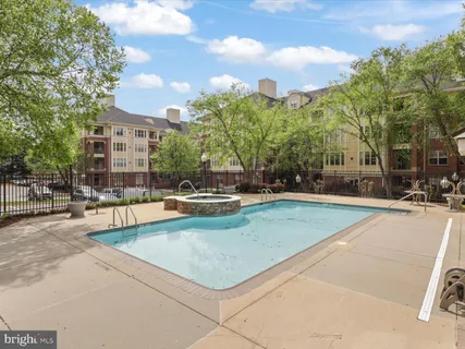 $340,000 | 1851 Stratford Park Place, Unit 115, Reston, VA 20190